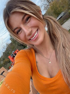 Julia Schäfer Nude Leaked Photo #11