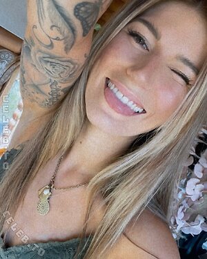 Julia Schäfer Nude Leaked Photo #12