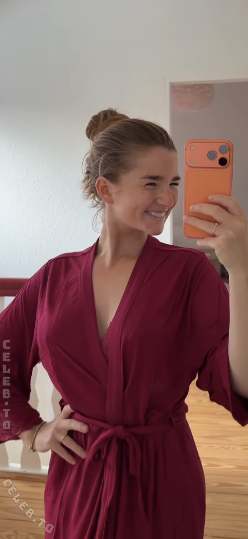 Julia Schulze photo