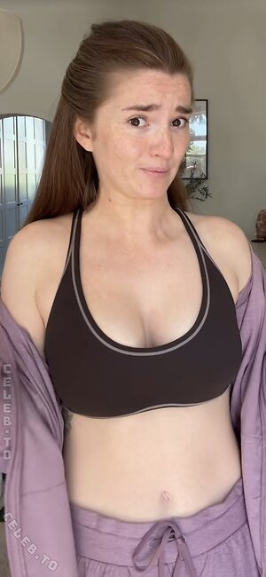 Julia Schulze photo