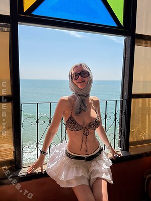 Julia Wulf Nude Leaked Photo #54