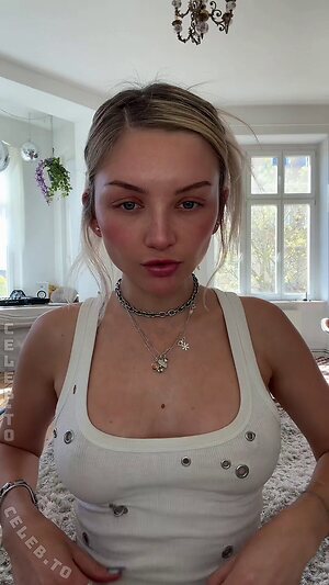 Julia Wulf Nude Leaked Photo #93