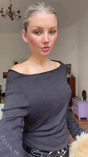 Julia Wulf leaked photo #338