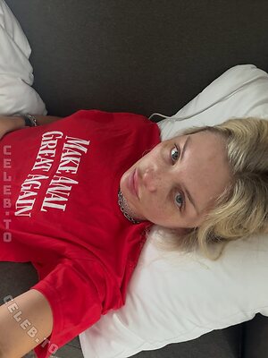 Julia Wulf leaked photo #357