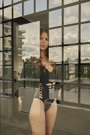 Julia Zu leaked photo #24