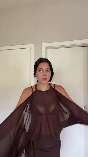 Julia_alvarengaa leaked photo #2