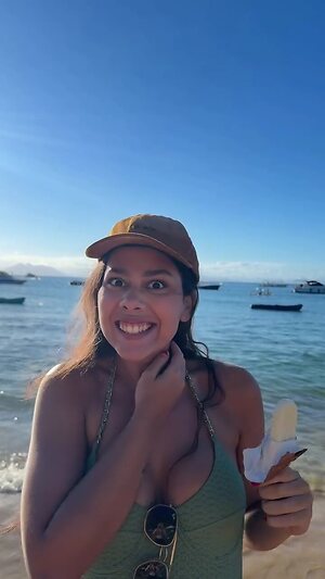 Julia_alvarengaa leaked photo #30