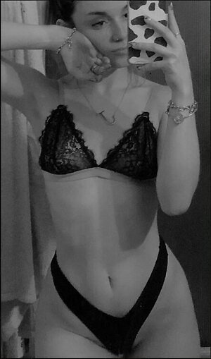 juli_acosta1 leaked photo #2