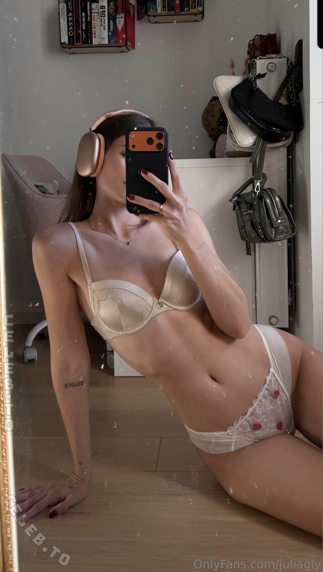 Julia Gauly leaked photos