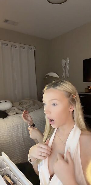julia.larson07