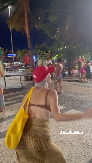 Juliana Lohmann leaked photo #7