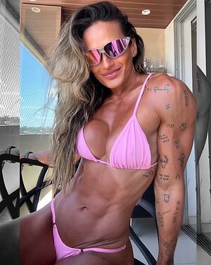 Juliana Muniz leaked photo #12