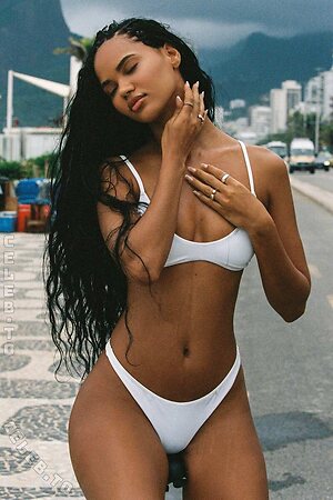 Juliana Nalu Nude Leaked Photo #7