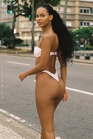 Juliana Nalu Nude Leaked Photo #13