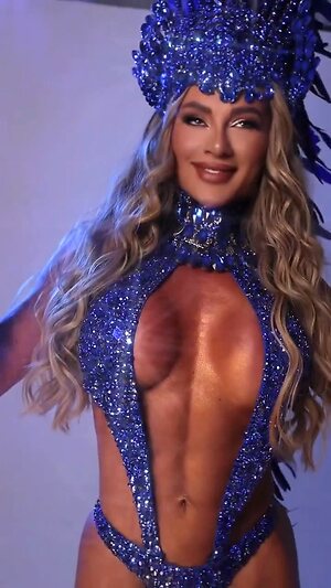 Juliana Salimeni leaked photo #17