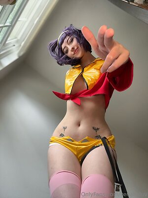 Julia.neis leaked photo #15