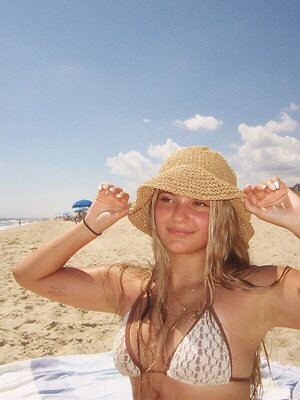 Julianna “Juju” Muscat leaked photo #2