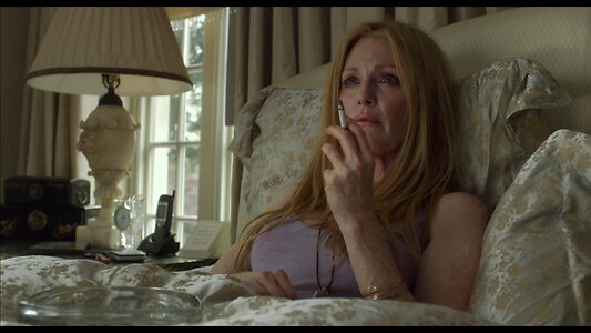 Julianne Moore leaked photo #14