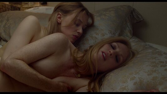 Julianne Moore leaked photo #25