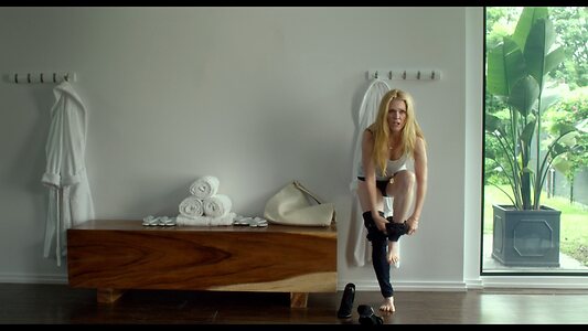 Julianne Moore leaked photo #27