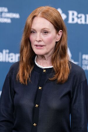 Julianne Moore leaked photo #45