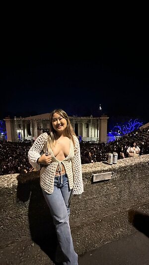 Julianne Nude Leaked Photo #5