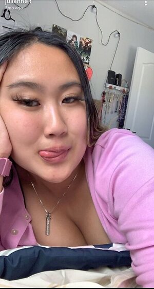 Julianne leaked photo #10