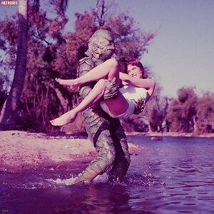 Julie Adams leaked photo #2