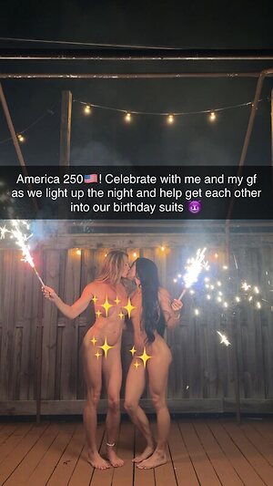 Julie Smith leaked photo #20