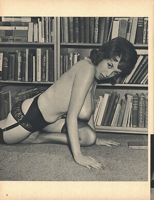 Julie Williams leaked photo #4