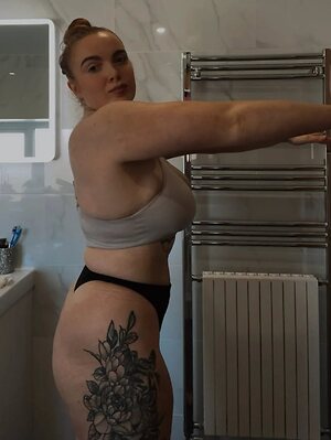 Julie leaked photo #125