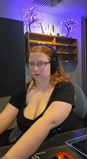 julie7sage leaked photo #17
