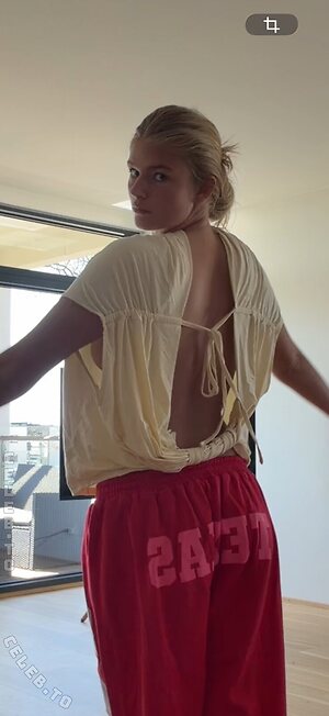juliehemkristensen Nude Leaked Photo #27