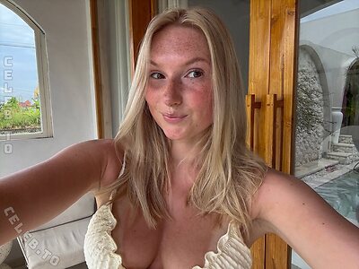 Julie_skovv Nude Leaked Photo #11