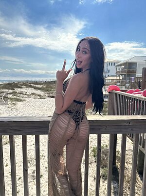 Juliesofiaa Nude Leaked Photo #12