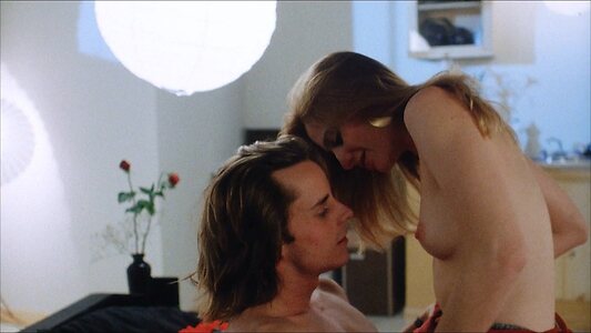 Juliette Cummins leaked photo #4