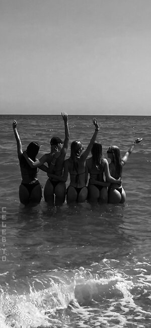 julika.rt Nude Leaked Photo #3