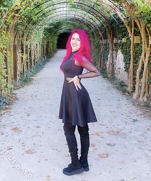 Juliversal Nude Leaked Photo #4