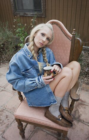Juno Temple leaked photo #130