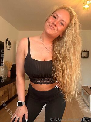 just18mel Nude Leaked Photo #29