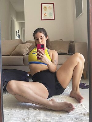 justcallmearya leaked photo #15