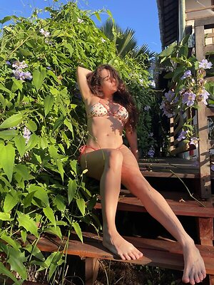 justcallmearya leaked photo #41