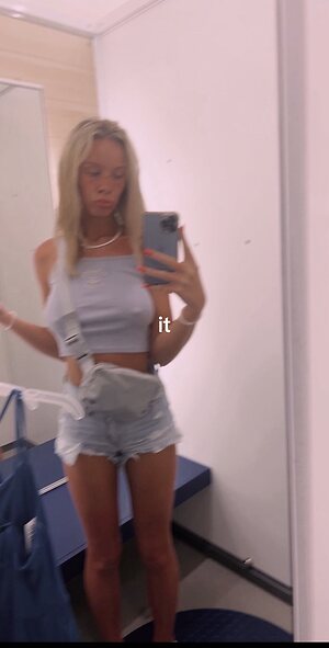 justmardub leaked photo #3