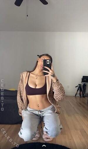 Jxxbunnyy Nude Leaked Photo #8