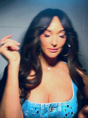 Kacey Musgraves leaked photo #33