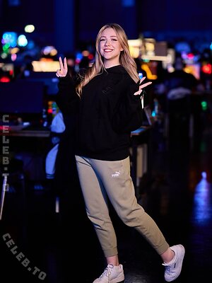 KaddiTV More Nude Photos