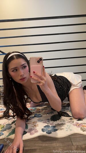 Kailey Mae Nude Leaked Photo #3