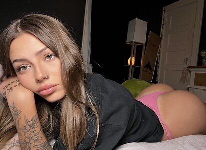 Kait Violet leaked photo #6