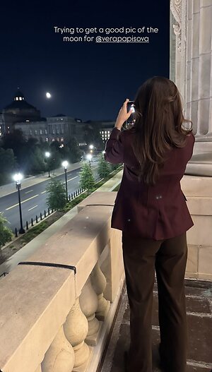 Kaitlan Collins leaked photo #15