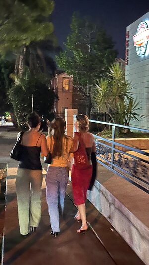 Kaitlyn Dever leaked photo #83